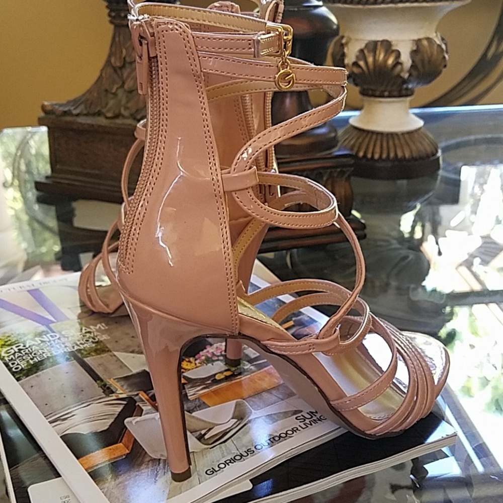 BYGUESSSANDALS - Picture 4 of 6